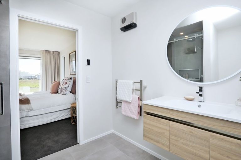 Photo of property in 12 Highland Rise, Waihopai, 9872