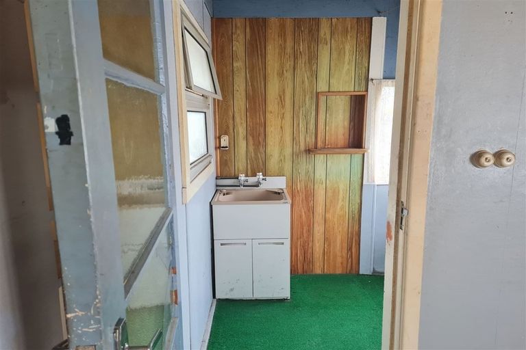 Photo of property in 19 Rimu Street, Hawera, 4610