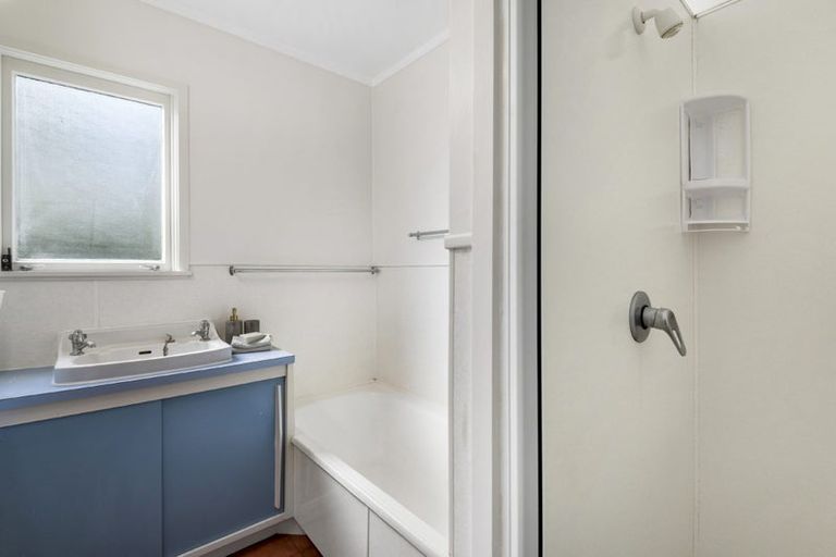 Photo of property in 13 Kauri Road, Birkenhead, Auckland, 0626