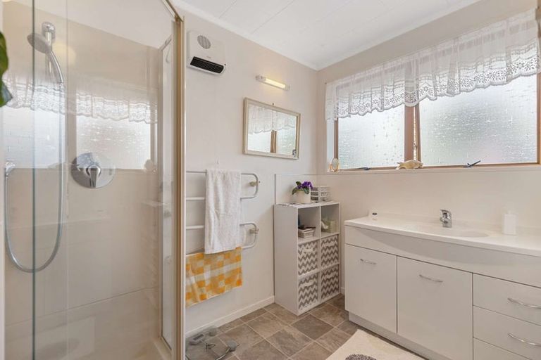 Photo of property in 108 Riverside Drive, Whakatane, 3120