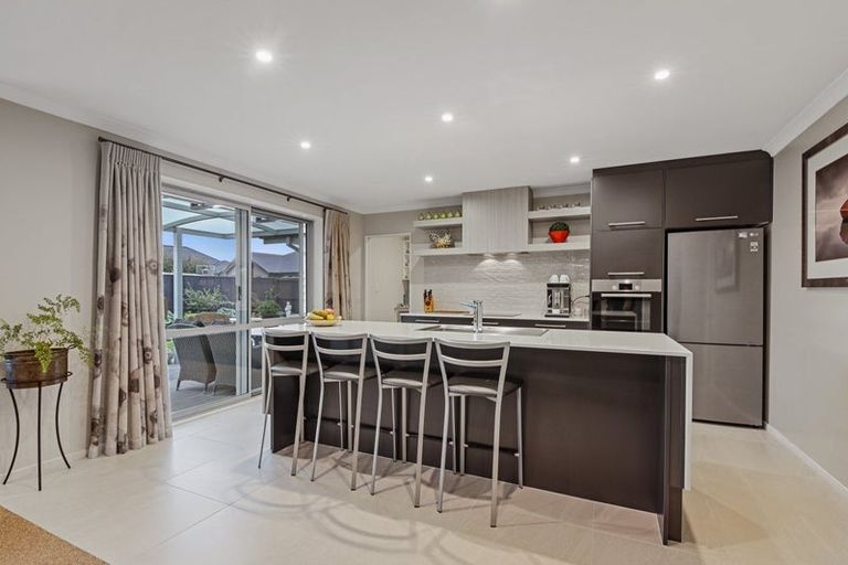 Photo of property in 4 Churchill Drive, Rangiora, 7400