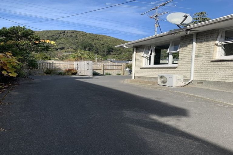 Photo of property in 418a Muritai Road, Eastbourne, Lower Hutt, 5013
