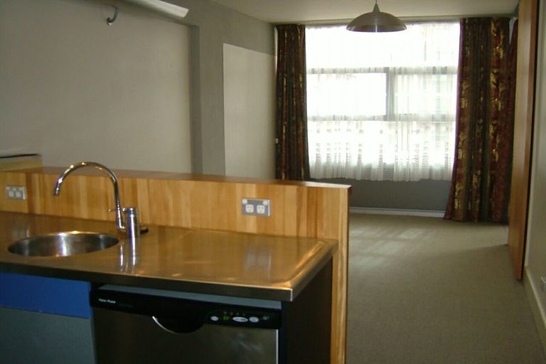 Photo of property in St Pauls Apartments, 80/43 Mulgrave Street, Thorndon, Wellington, 6011