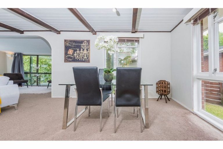 Photo of property in 63 Oreil Avenue, West Harbour, Auckland, 0618