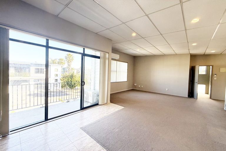 Photo of property in 1b/9 Laidlaw Way, East Tamaki, Auckland, 2019