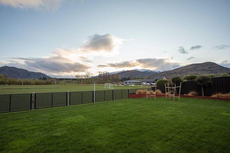Photo of property in 117 Stalker Road, Lower Shotover, Queenstown, 9304