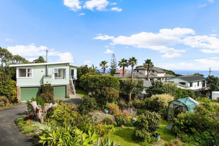 Photo of property in 93 Waitea Road, Muriwai, Waimauku, 0881