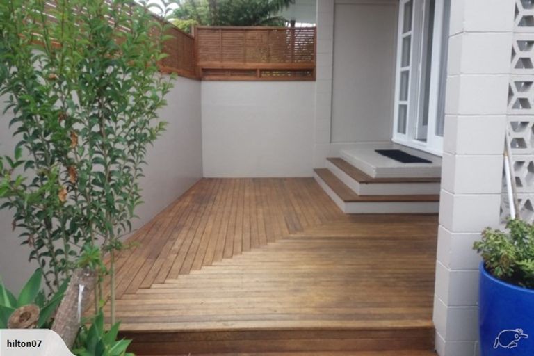 Photo of property in 1/27 Neptune Avenue, Beach Haven, Auckland, 0626