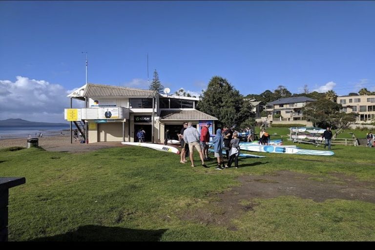 Photo of property in 45 Mayfair Crescent, Mairangi Bay, Auckland, 0630