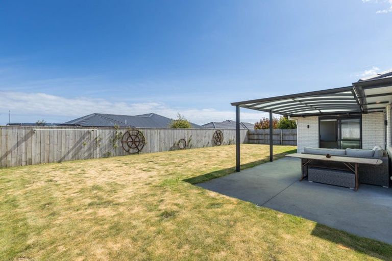 Photo of property in 21 Longstaff Drive, Bell Block, New Plymouth, 4312