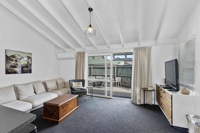 Photo of property in 1/23 Blighs Road, Strowan, Christchurch, 8052