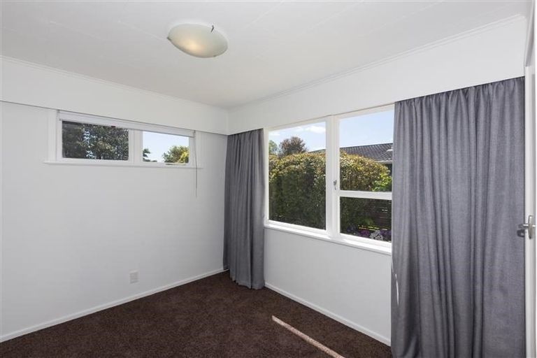 Photo of property in 4 Oriwa Street, Waikanae, 5036