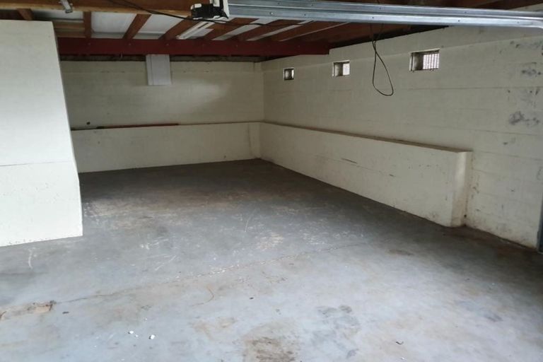 Photo of property in 217 Frankley Road, Frankleigh Park, New Plymouth, 4310