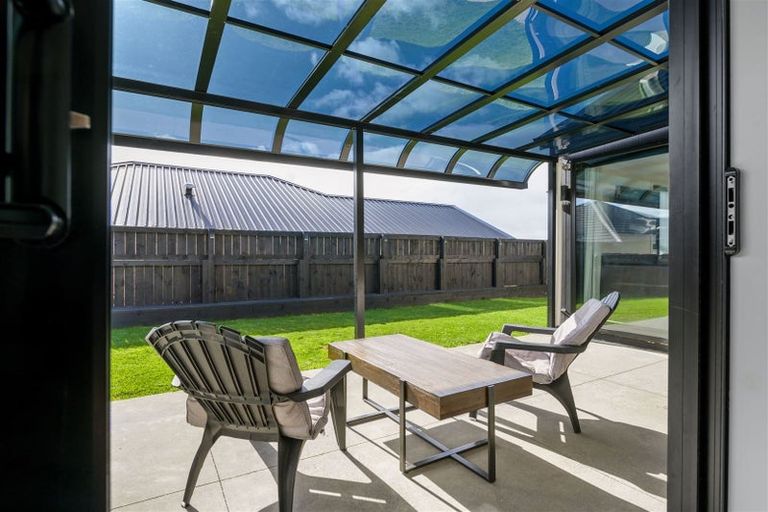 Photo of property in 16 Inuwai Street, Glenview, Hamilton, 3206