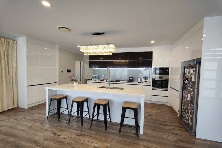 Photo of property in 27 Horsefields Drive, Flat Bush, Auckland, 2019