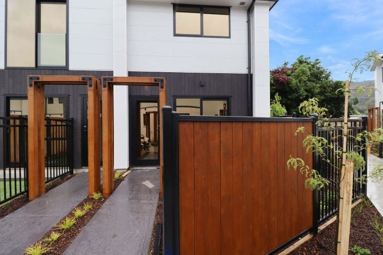 Photo of property in 12/3 Johnston Grove, Taita, Lower Hutt, 5011