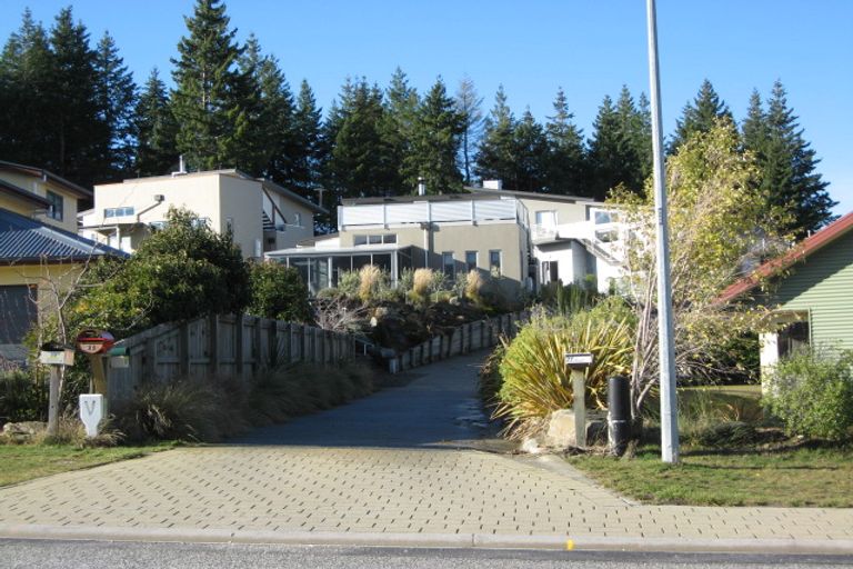 Photo of property in 27 Kings Drive, Wanaka, 9305