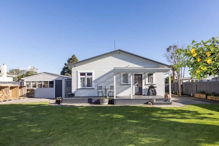 Photo of property in 306 Fenwick Street, Mayfair, Hastings, 4122