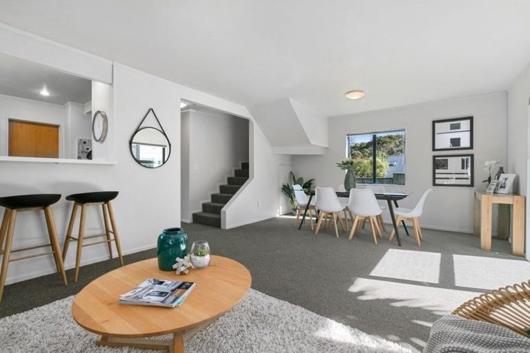 Photo of property in 2/69a Chivalry Road, Glenfield, Auckland, 0629