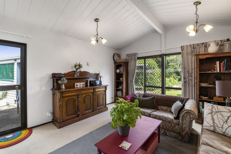 Photo of property in 203 Mill Road, Otaki, 5512