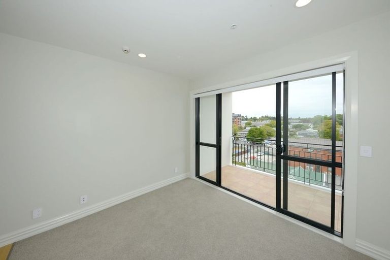 Photo of property in West Fitzroy, 7d/66 Armagh Street, Christchurch Central, Christchurch, 8013