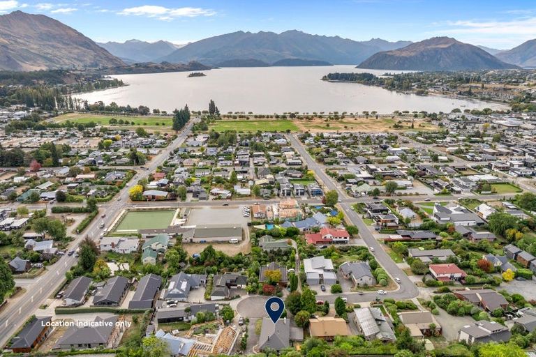 Photo of property in 7 Sycamore Place, Wanaka, 9305