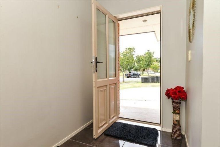 Photo of property in 10 Twickenham Place, Nawton, Hamilton, 3200