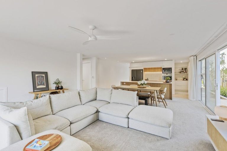 Photo of property in 199a Gill Street, Strandon, New Plymouth, 4312