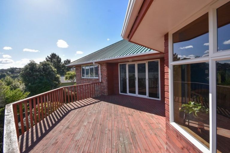 Photo of property in 22 Bayne Terrace, Macandrew Bay, Dunedin, 9014