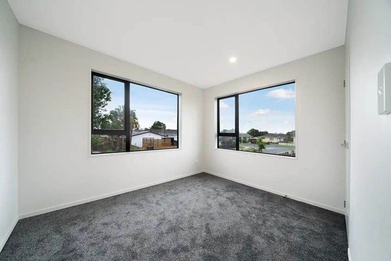 Photo of property in 4b Templeton Place, Clendon Park, Auckland, 2103
