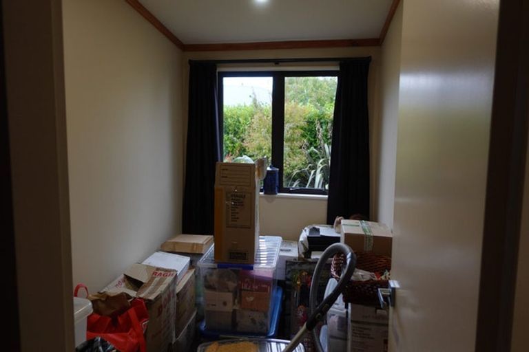 Photo of property in 86 Gladstone Road, Levin, 5571