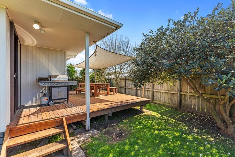 Photo of property in 5 Longstead Avenue, Papamoa Beach, Papamoa, 3118