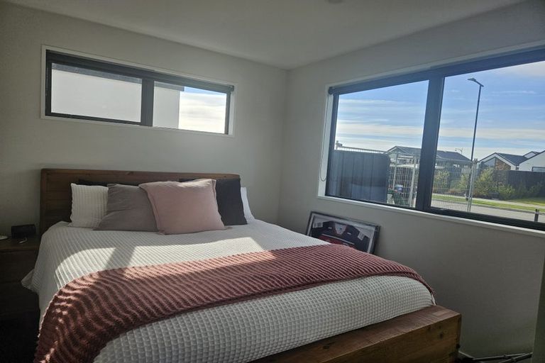 Photo of property in 5 Arrowsmith Drive, Halswell, Christchurch, 8025