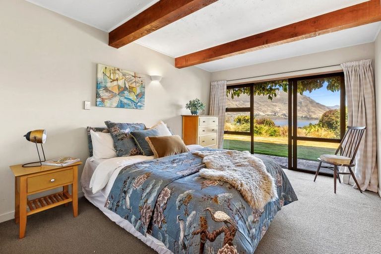 Photo of property in 1 Roto Place, Wanaka, 9305