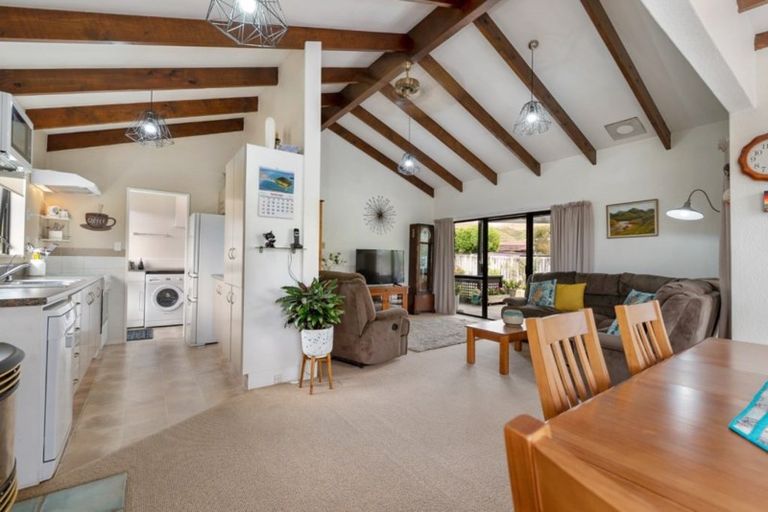 Photo of property in 11 Blomfield Street, Pukehangi, Rotorua, 3015