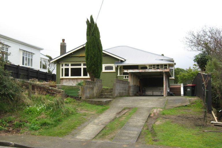 Photo of property in 8 Dasent Street, Karori, Wellington, 6012