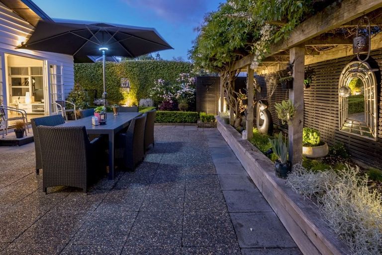 Photo of property in 7 Ngarara Road, Waikanae, 5036