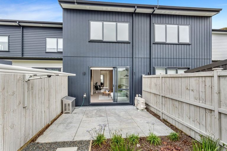 Photo of property in 70 Nganui Avenue, Takanini, Auckland, 2112