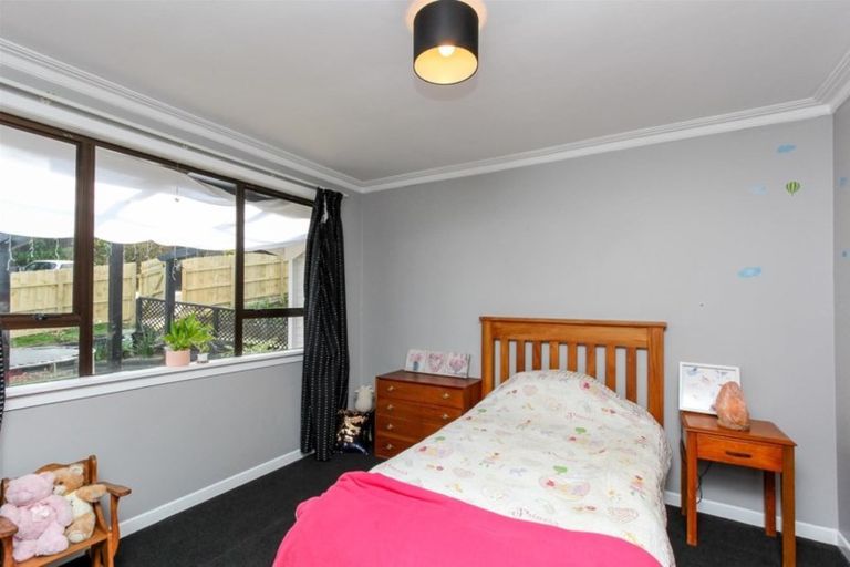 Photo of property in 1/59 Wallath Road, Westown, New Plymouth, 4310