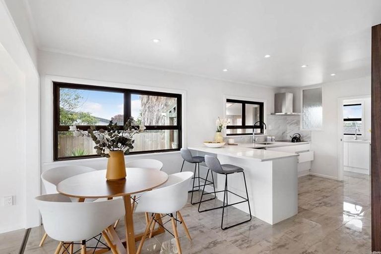 Property details for 287 Ellersliepanmure Highway, Mount Wellington