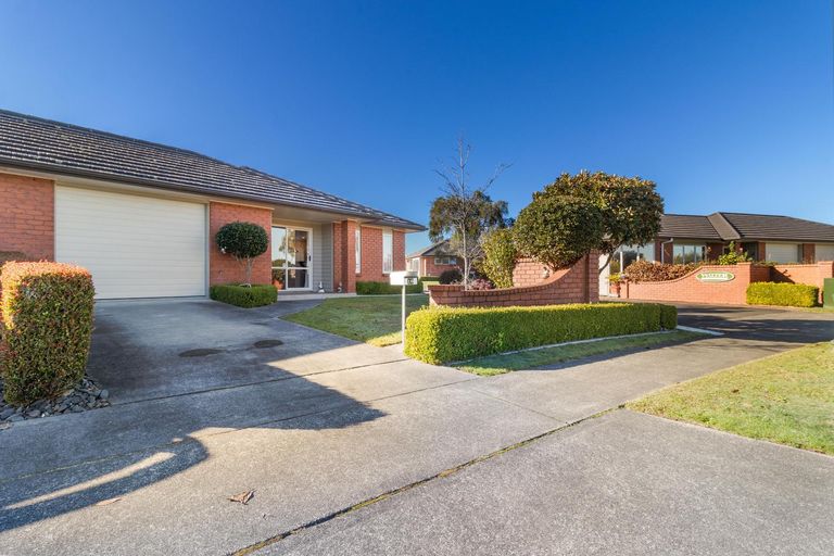 Photo of property in 16 Burr Street, Cambridge, 3434