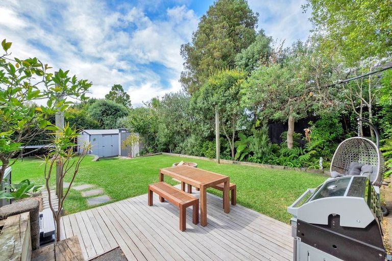 Photo of property in 46 Seine Road, Forrest Hill, Auckland, 0620