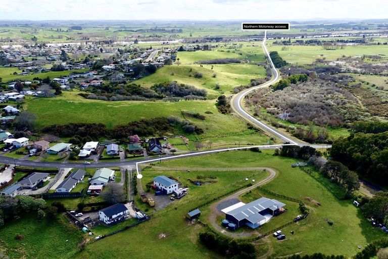 Photo of property in 38 Mcvie Road, Huntly, 3700