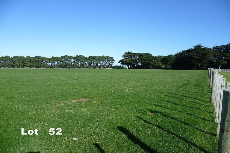 Photo of property in 52 Western Lake Road, Western Lake, Featherston, 5773