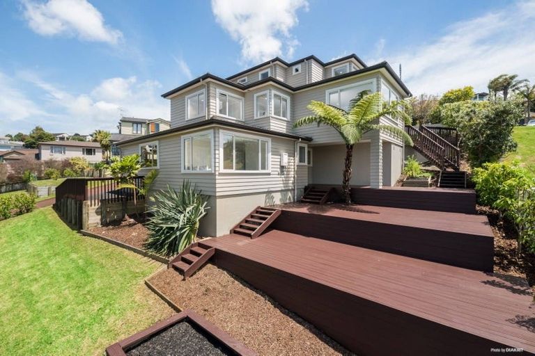 Photo of property in 68 Penguin Drive, Murrays Bay, Auckland, 0630