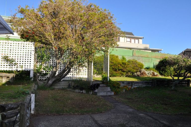 Photo of property in 184 Seaforth Road, Waihi Beach, 3611