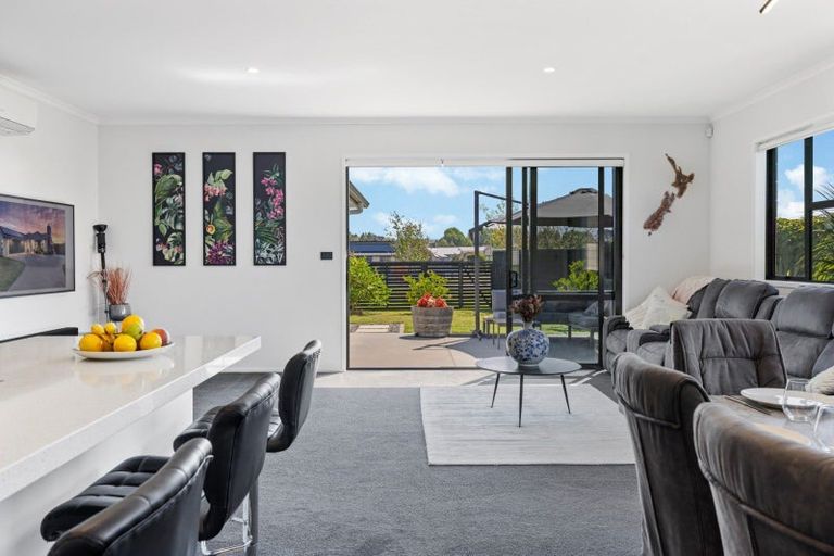 Photo of property in 65 Puhirake Crescent, Pyes Pa, Tauranga, 3112