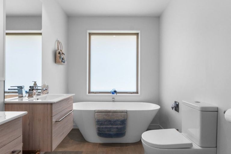 Photo of property in 11 William Hyde Place, Darfield, 7510