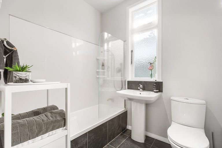 Photo of property in 186 Darlington Road, Miramar, Wellington, 6022