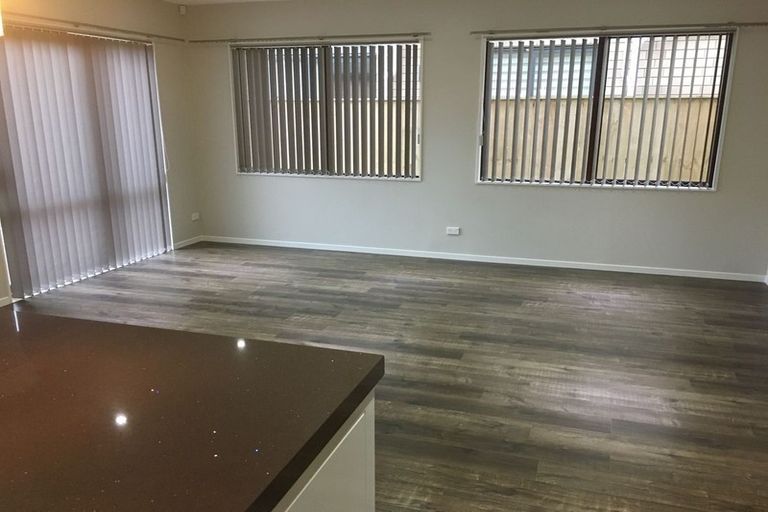 Photo of property in 48 Hughs Way, Flat Bush, Auckland, 2019